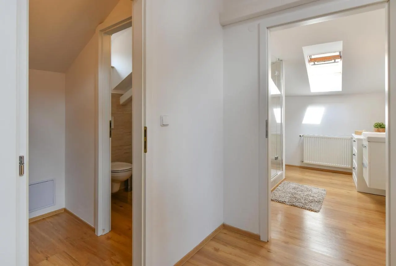 Apartments Rybna Prague 0*,